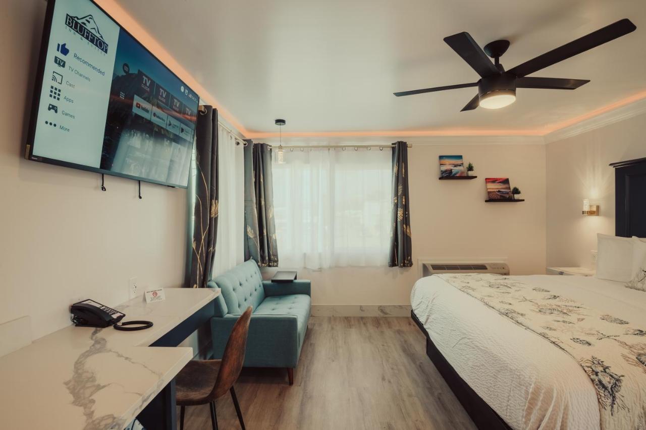Blufftop Inn & Suites - Wharf/Restaurant District Моро Бей Екстериор снимка