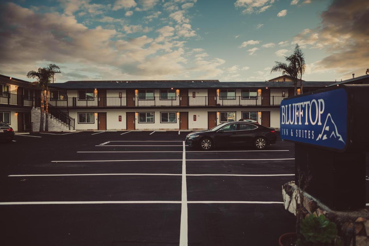 Blufftop Inn & Suites - Wharf/Restaurant District Моро Бей Екстериор снимка